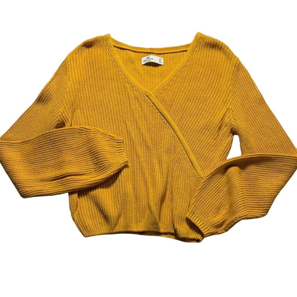 HOLLISTER Co. Women's Yellow Faux Long Sleeves Crop-top‎